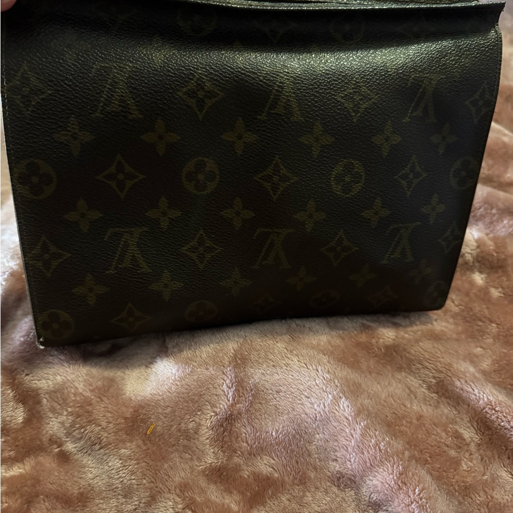 LV *1st Vintage Louis Vuitton Monogram Toiletry Pouch 26